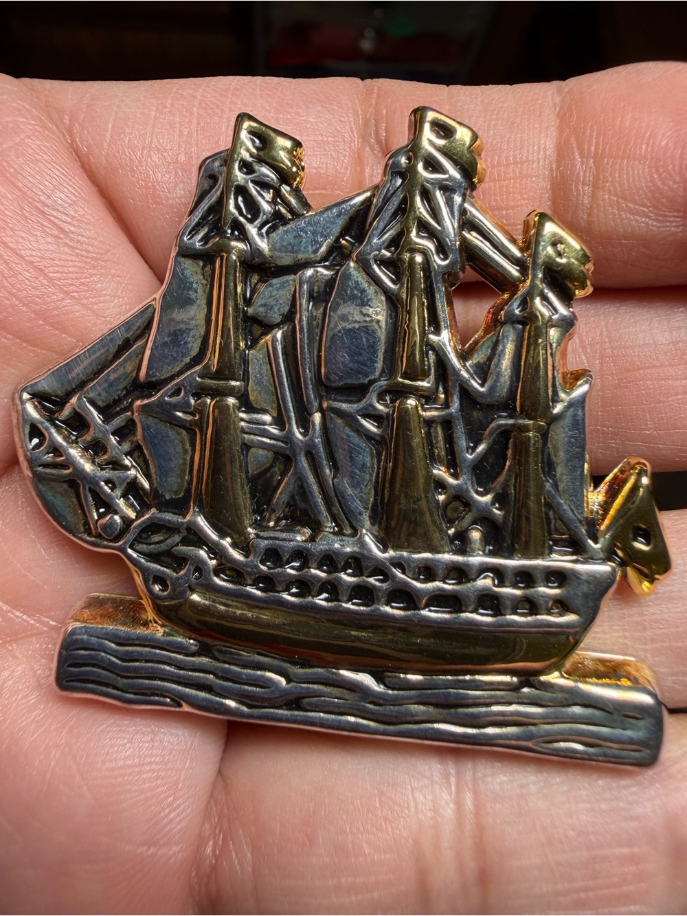 Vintage Two Tone Clipper Ship Sailboat Brooch Silver Gold Nautical Maritime Pin
